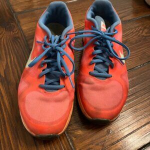 Nike Dual Fusion TR Sneakers